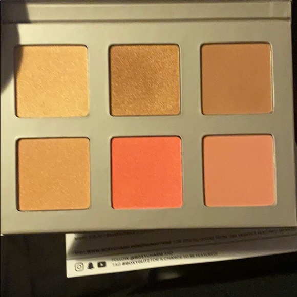 Iconic London Face Palette - Picture 2 of 3